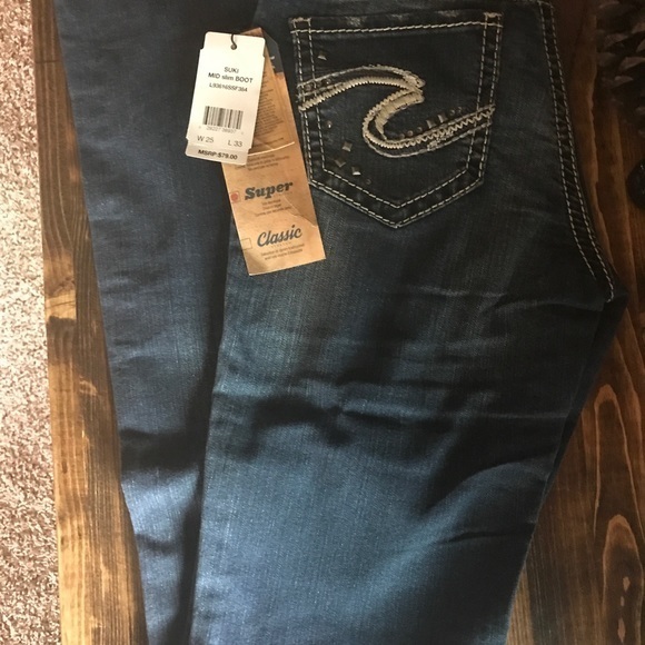NWT Silver Jeans Suki Mid Rise Slim Boot Cut Jeans - Picture 3 of 7